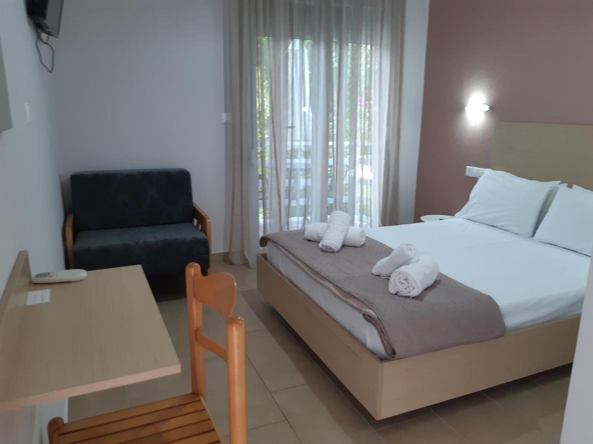 Tasos Rooms พริโนส ภายนอก รูปภาพ